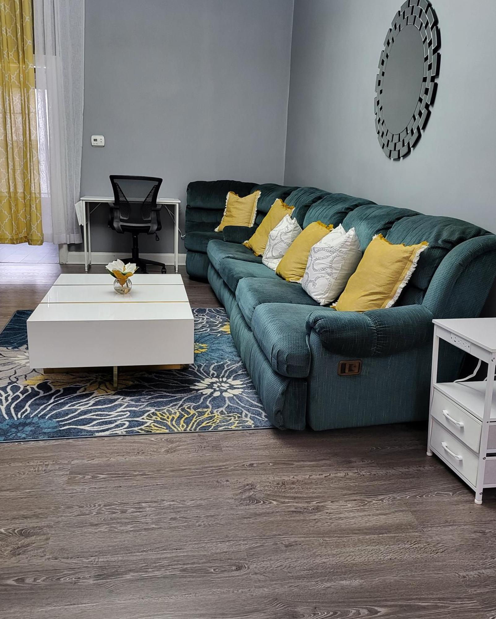 1 Bedroom In Columbus Osu District, Free Parking, Kitchen, Washer And Dryer, Central Location, Downtown, Hospital, Expocenter, Osu Stadium Εξωτερικό φωτογραφία